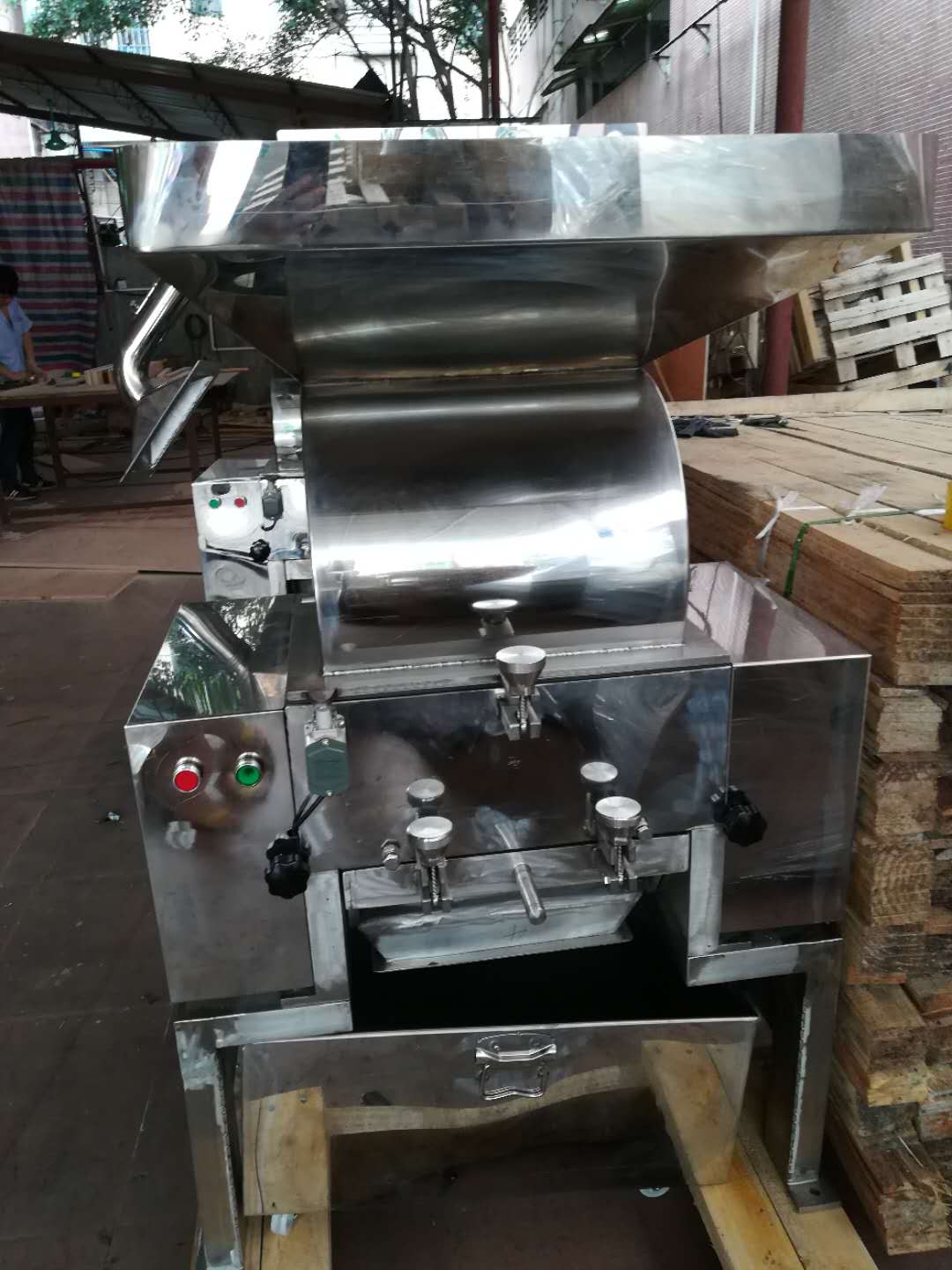 粉碎機(jī) 粉碎機(jī)