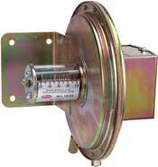 1640高低動作點浮點控制式壓差開關