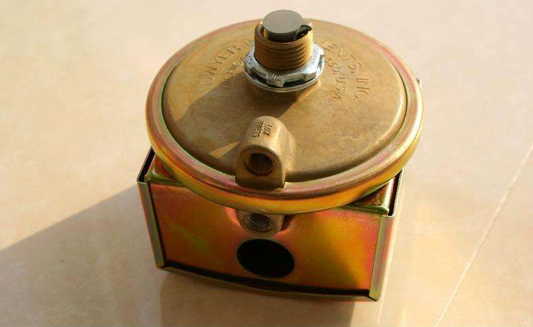 美國(guó)Dwyer德威爾 1823-20 微壓差開(kāi)關(guān)-上海茂培供應(yīng)