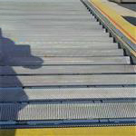 旋轉(zhuǎn)網(wǎng)板式階梯格柵清污機